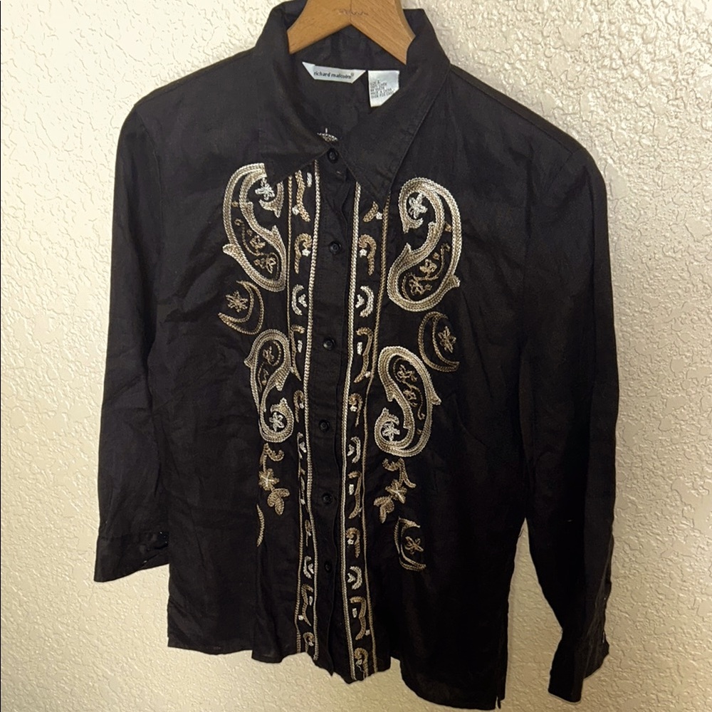 Ladies, Black vintage, Embroidered Button-Up Shirt.